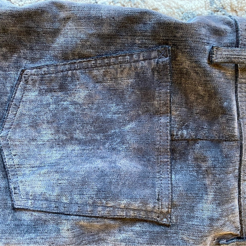 Universal Thread Blue Denim Jeans - Picture 3 of 5